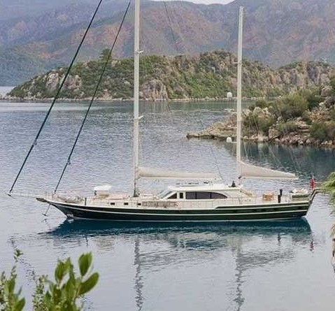 Sailing Nour